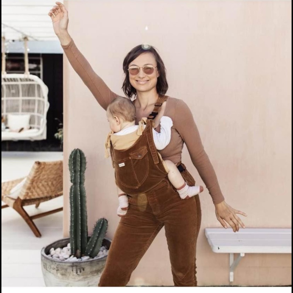 The Mumsie caramella all stages overalls